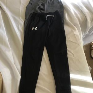 YXL UNDER ARMOUR 2 PAIR OF JOGGING PANTS